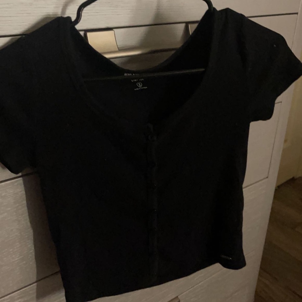Hollister top